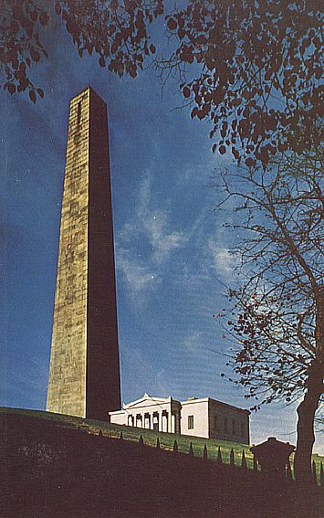 #006 bunker hill monument from bottom of hill