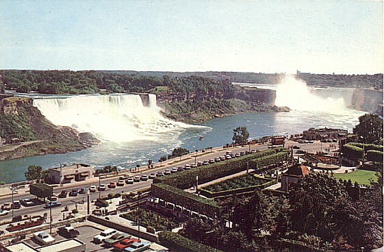 #007 both falls, showing Oakes Garden