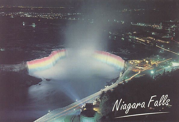 #22: horseshoe falls at night