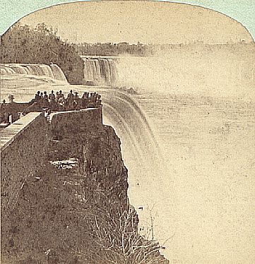 #002 stereo view of prospect point, crowd