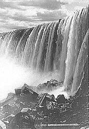 #013 below horseshoe falls, pre-table-rock-platform