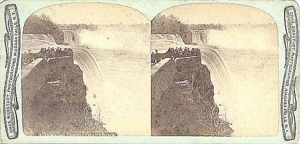 #002 stereo view of prospect point, crowd