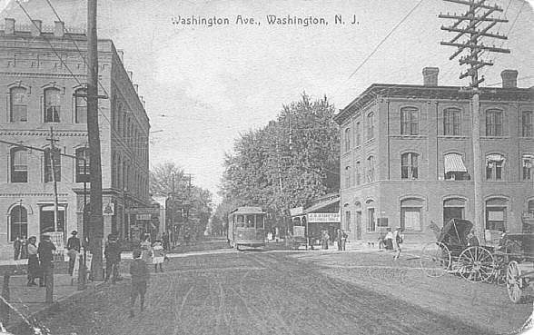 #41: center of town, from e wash ave